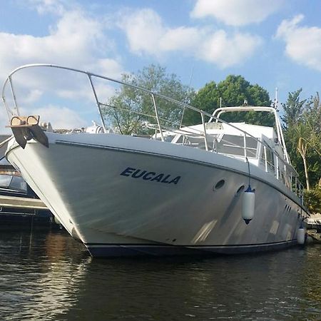 Hotel Eucala motor yacht East Molesey Exterior foto